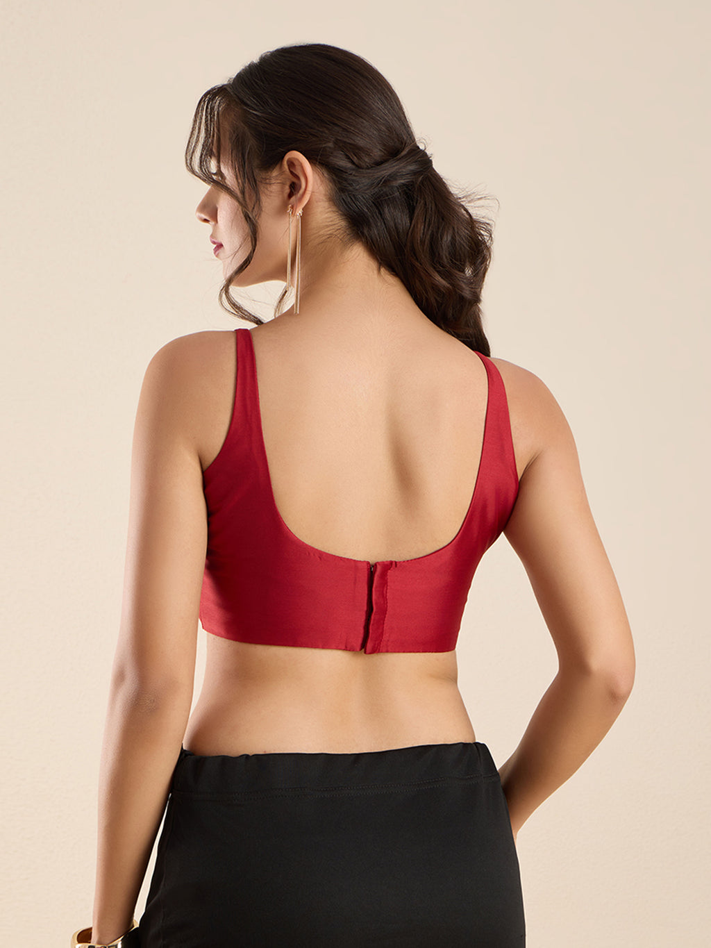 The Blouse Originals Red Silk Round Neck Solid Padded Sleeveless Readymade Saree Blouse